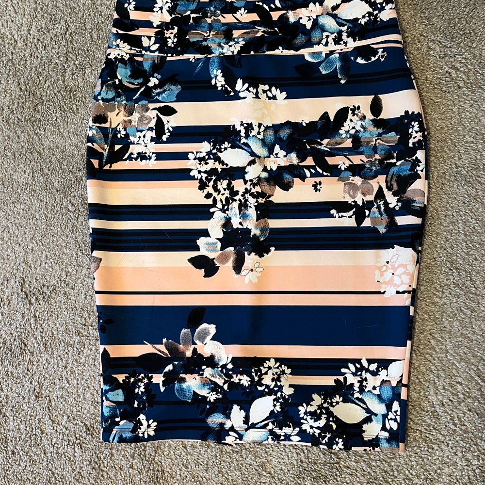 Thalia Sodi Multicolored Floral and Stripe Pencil Skirt NWOT